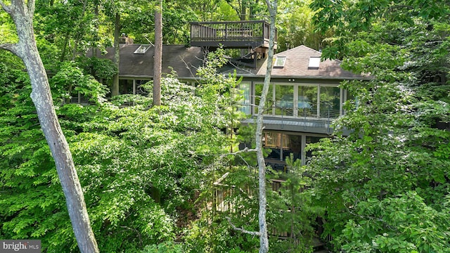 3 Steffen Point Hts, Annapolis, MD 21401 - rear view of house with roof with shingles and a sunroom