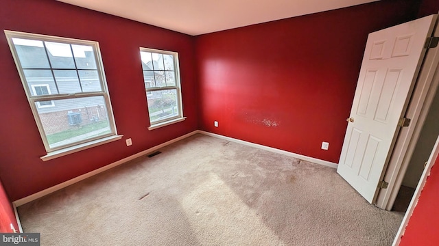 5502 Frankford Estates Dr, Baltimore, MD 21206 - carpeted empty room with baseboards and visible vents