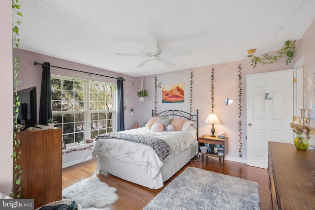 822 Rhinehart Ln, Phoenixville, PA 19460 - bedroom with wood finished floors, baseboards, and ceiling fan