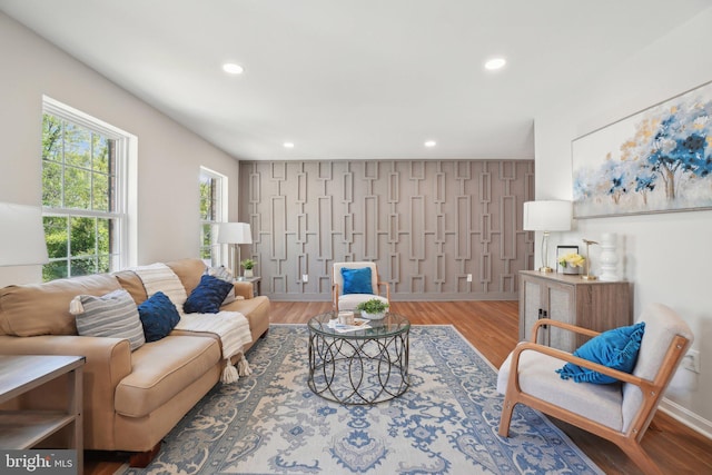 908 Queens Ter, Fort Washington, MD 20744 - living room featuring wood finished floors and recessed lighting