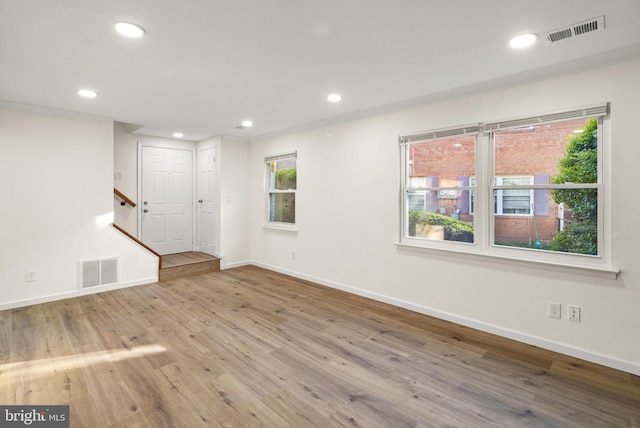9550 Hagel Cir Unit 10/D, Lorton, VA 22079 - unfurnished living room featuring recessed lighting, visible vents, and baseboards