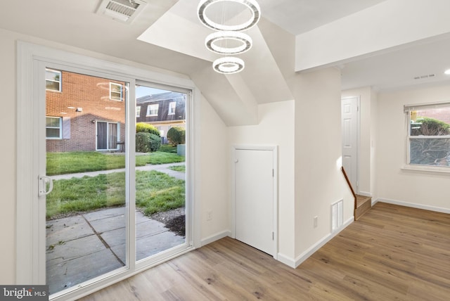 9550 Hagel Cir Unit 10/D, Lorton, VA 22079 - bonus room featuring visible vents and wood finished floors