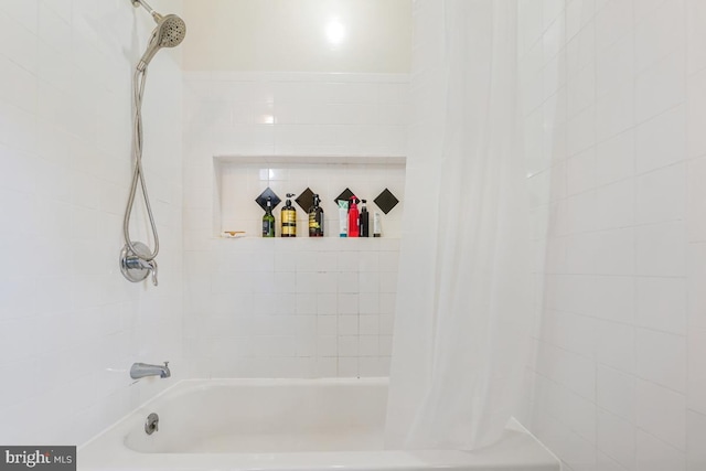 9056 Baltimore St, Savage, MD 20763 - bathroom with shower / tub combo