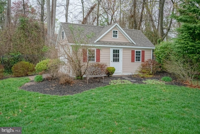 view of outbuilding