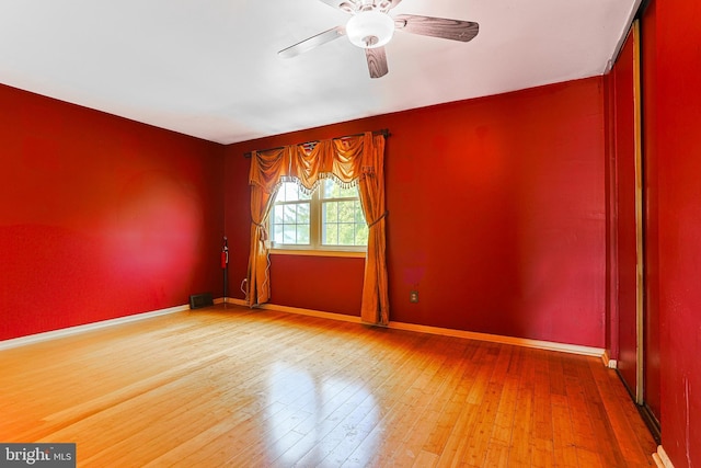 327 E Branch Rd, Sellersville, PA 18960 - unfurnished room featuring visible vents, ceiling fan, wood finished floors, and baseboards