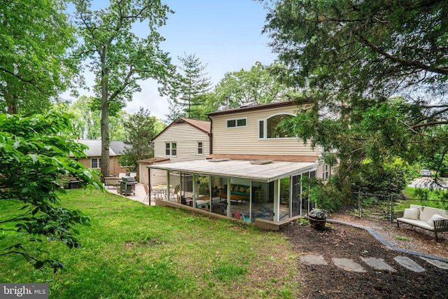 4705 Exeter St, Annandale, VA 22003 - back of house featuring a patio and outdoor lounge area