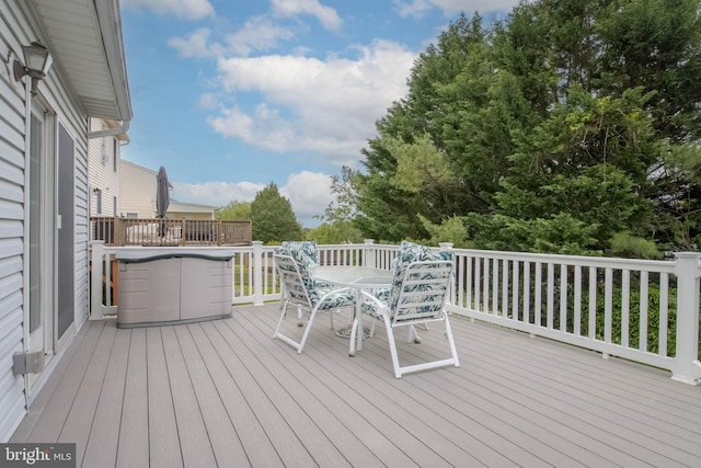 3713 Parkhurst Way, Baltimore, MD 21236 - deck with outdoor dining space