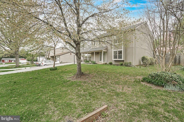 8794 Inspiration Ct, Walkersville, MD 21793 - traditional home with a front lawn