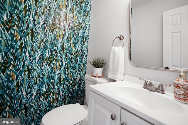 6335 Rockshire St, Alexandria, VA 22315 - bathroom with vanity and toilet
