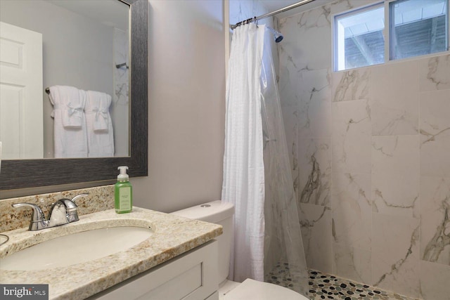 617 Castlewood Dr, Upper Marlboro, MD 20774 - full bath with vanity, a shower stall, and toilet