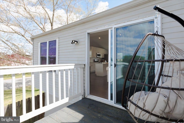 617 Castlewood Dr, Upper Marlboro, MD 20774 - view of exterior entry with a deck
