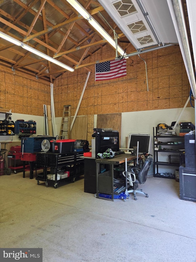 804 Farms River Rd, Front Royal, VA 22630 - garage with a workshop area