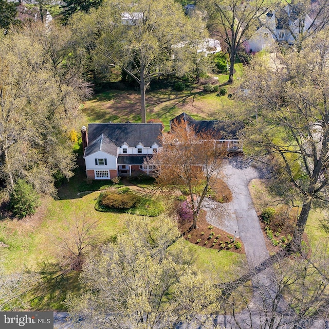 aerial view of property and surrounding area