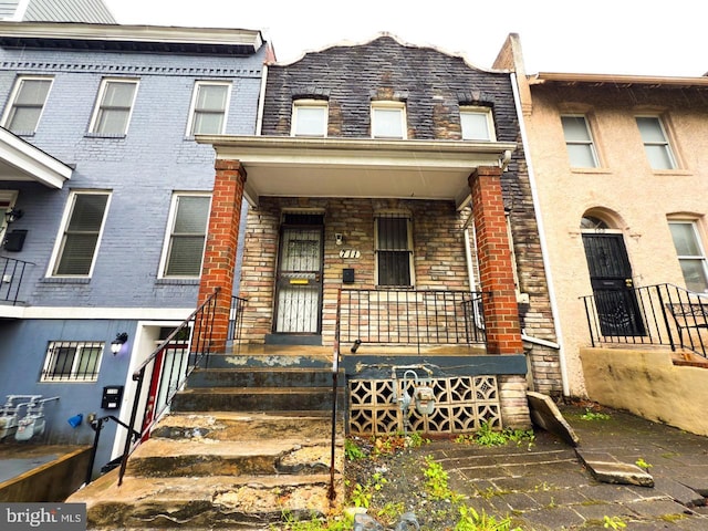 multi unit property with covered porch