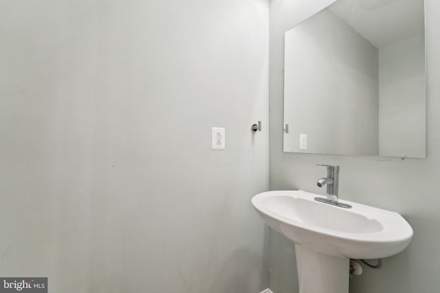 2519 Reisterstown Rd, Baltimore, MD 21217 - bathroom with a sink