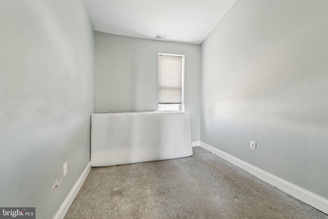 2519 Reisterstown Rd, Baltimore, MD 21217 - carpeted empty room featuring baseboards