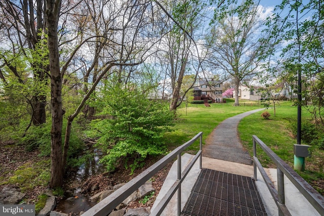 10 Fullview Ct, Gaithersburg, MD 20878 - view of home's community featuring a yard