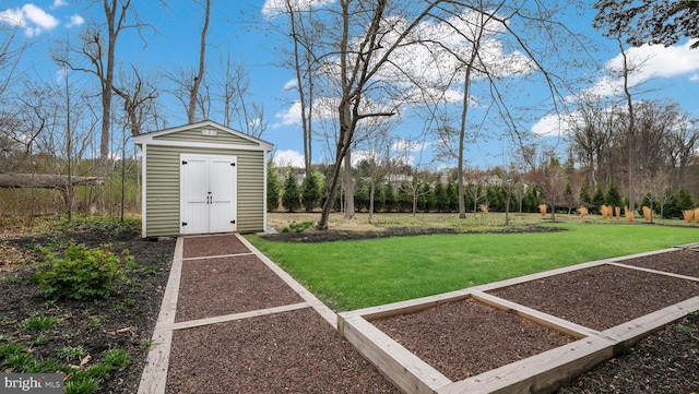 view of yard featuring a storage shed and an outdoor structure