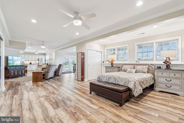 bedroom with light wood-style flooring, freestanding refrigerator, recessed lighting, visible vents, and ornamental molding