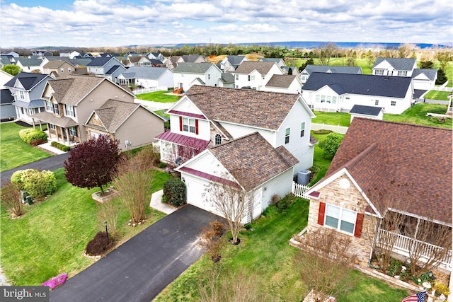 bird's eye view with a residential view