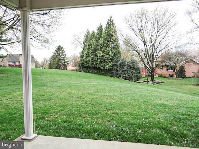 2560 Sardonyx Dr, Chambersburg, PA 17202 - view of yard