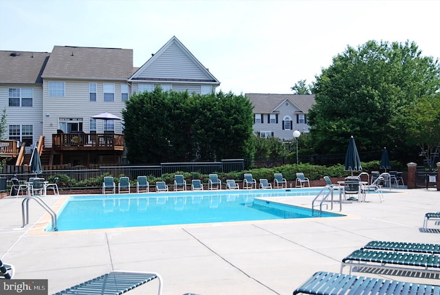 4129 Fountainside Ln Unit 202, Fairfax, VA 22030 - community pool with fence and a patio area