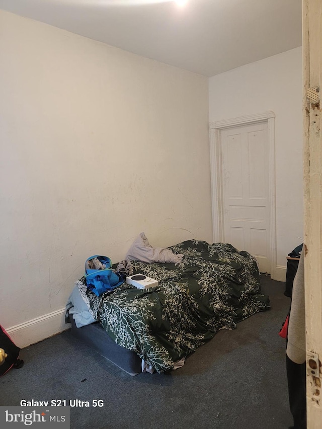2538 N Myrtlewood St, Philadelphia, PA 19132 - bedroom with carpet floors
