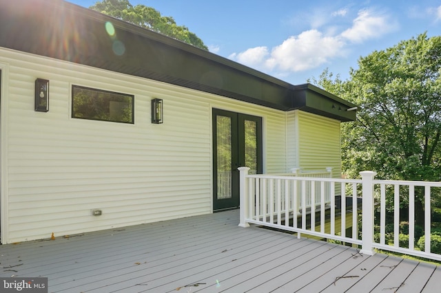 4134 Maple Ave, Fairfax, VA 22032 - view of wooden deck
