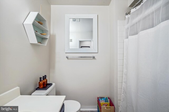 3 Casino Ct, Silver Spring, MD 20906 - full bathroom featuring curtained shower, vanity, visible vents, and toilet