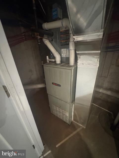 1809 Christian St, Philadelphia, PA 19146 - view of utility room
