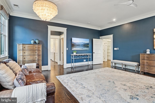 4777 33rd St N, Arlington, VA 22207 - interior space featuring wood finished floors, visible vents, crown molding, and baseboards