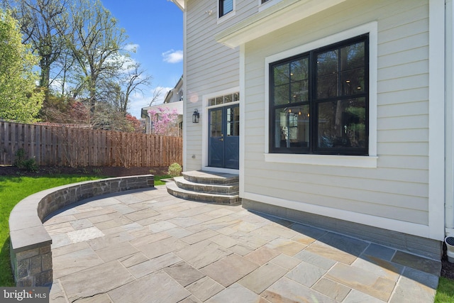 4777 33rd St N, Arlington, VA 22207 - view of patio / terrace featuring fence