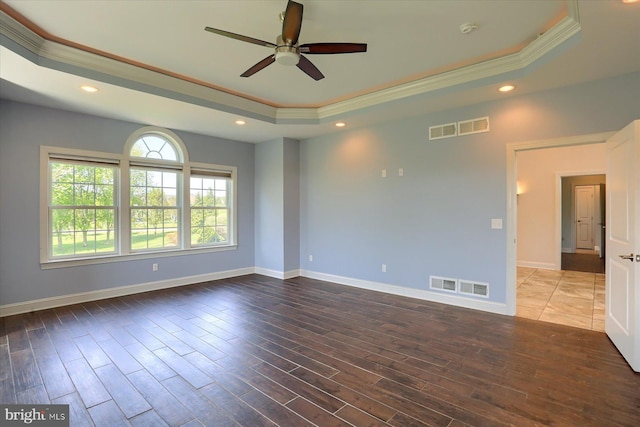 121 Rich Valley Rd, Mechanicsburg, PA 17050 - spare room featuring ceiling fan, visible vents, ornamental molding, and a raised ceiling