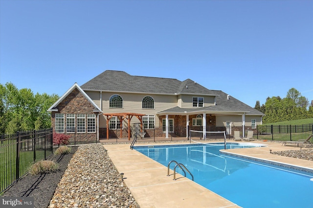 121 Rich Valley Rd, Mechanicsburg, PA 17050 - view of swimming pool featuring a patio, fence, and a fenced in pool