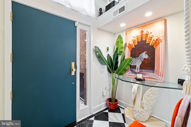 331 S 2nd St, Philadelphia, PA 19106 - entrance foyer with recessed lighting, visible vents, and baseboards