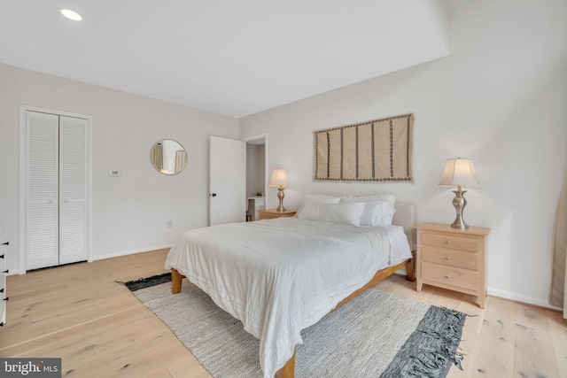 38528 Lime Kiln Rd, Middleburg, VA 20117 - bedroom with light wood-style floors and baseboards