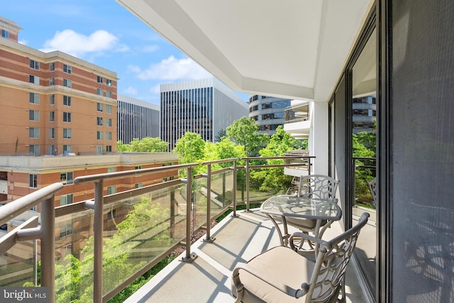 1530 Key Blvd Unit 528, Arlington, VA 22209 - view of balcony