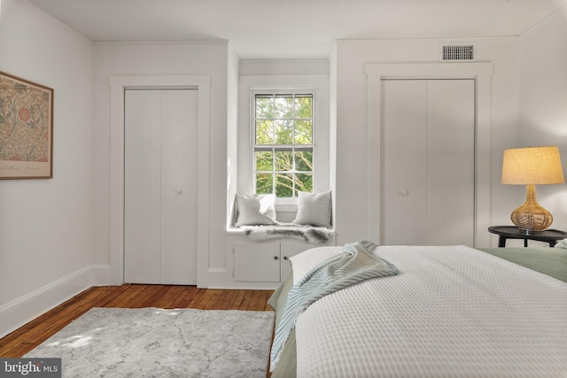 138 Charles St, Annapolis, MD 21401 - bedroom with wood finished floors and baseboards