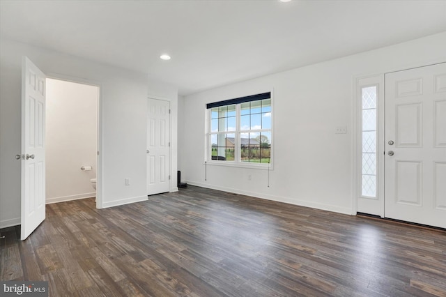 6301 Buchanan Trl W, Mercersburg, PA 17236 - foyer entrance with dark wood-type flooring, baseboards, and recessed lighting