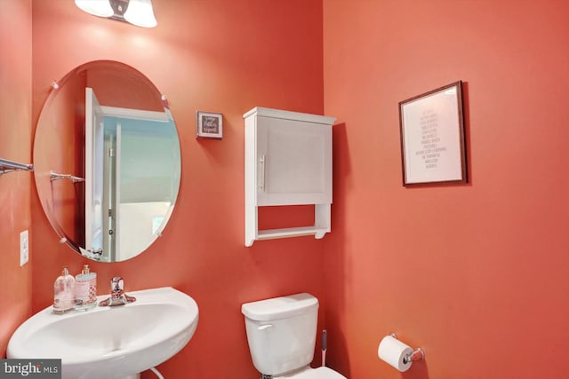 18010 Dave Anne Cir, Stewartstown, PA 17363 - bathroom with a sink and toilet