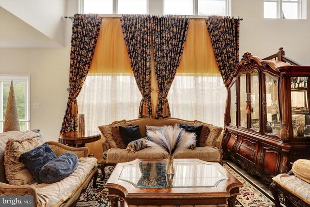 18010 Dave Anne Cir, Stewartstown, PA 17363 - view of living room