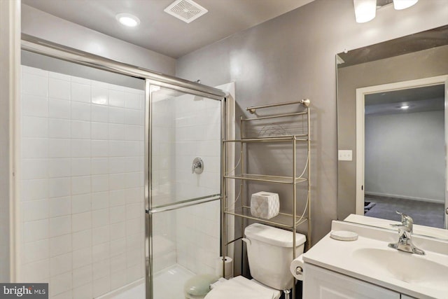 18010 Dave Anne Cir, Stewartstown, PA 17363 - full bathroom featuring a shower stall, toilet, and vanity