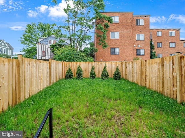 5100 Fitch St SE, Washington, DC 20019 - view of fenced yard