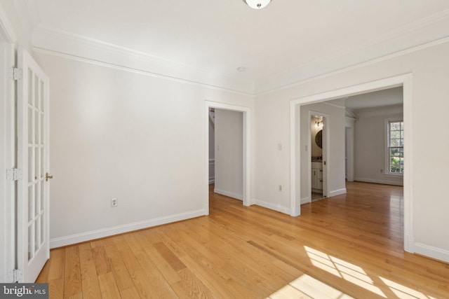 9313 Braymore Cir, Fairfax Station, VA 22039 - interior space with light wood-style floors, baseboards, and ornamental molding