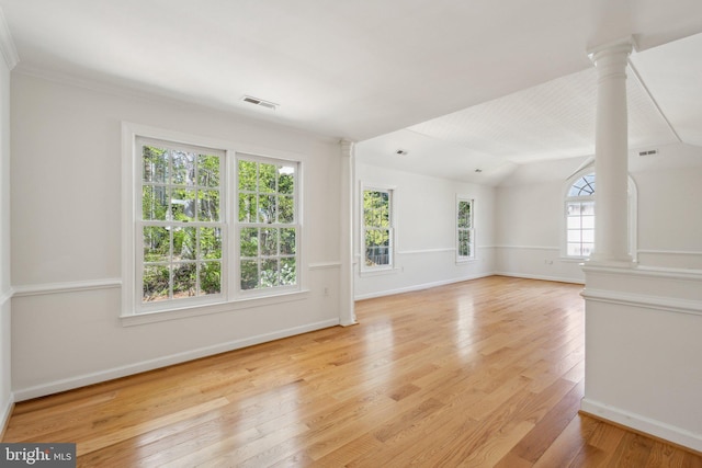 9313 Braymore Cir, Fairfax Station, VA 22039 - interior space with baseboards, visible vents, vaulted ceiling, and light wood finished floors