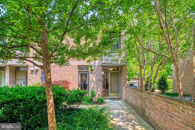 1273 Delaware Ave SW Unit 66, Washington, DC 20024 - entrance to property featuring brick siding