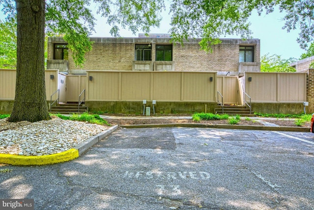 1273 Delaware Ave SW Unit 66, Washington, DC 20024 - view of front of house with uncovered parking