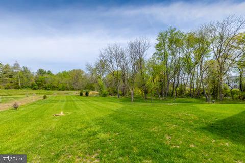 7 Nicole Cir, Pedricktown, NJ 08067 - view of yard