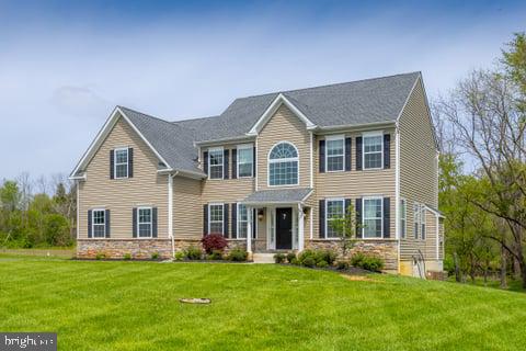 7 Nicole Cir, Pedricktown, NJ 08067 - colonial inspired home featuring a front lawn