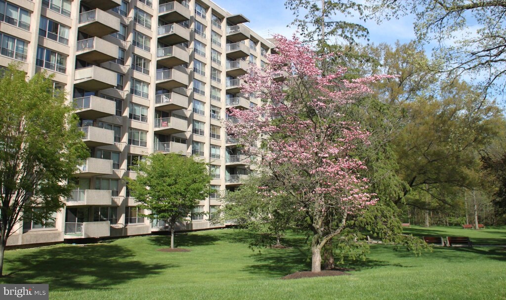 1001 City Ave Unit E-906, Wynnewood, PA 19096 - view of building exterior